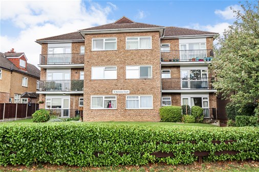 Bloomfield Road, Harpenden, AL5 4DF